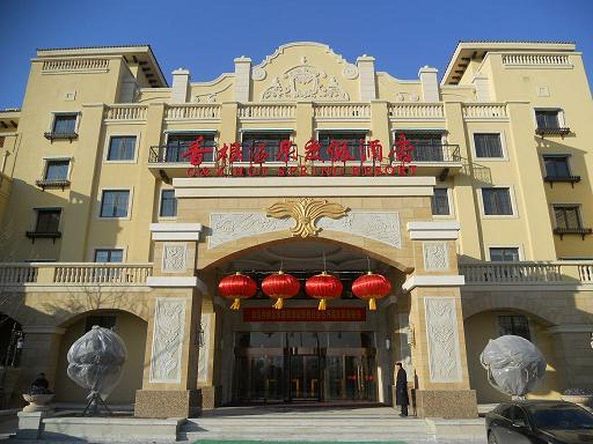 Q And X Hot Spring Resort Qingdao Buitenkant foto